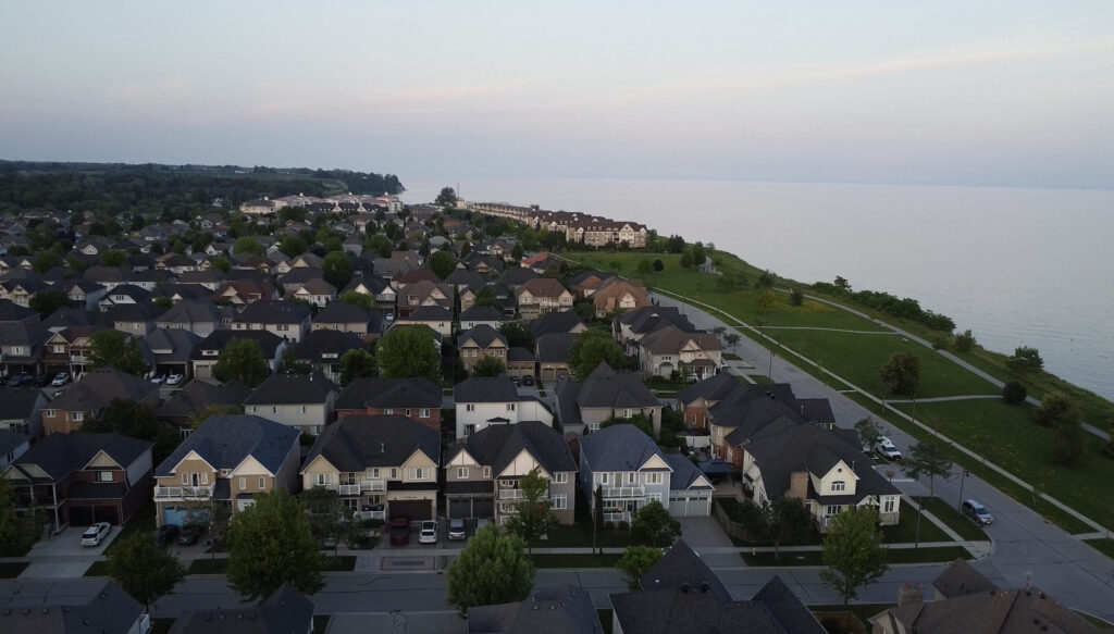 Where Is Newcastle Ontario? A Home Buyer’s Guide to the Town and the Port